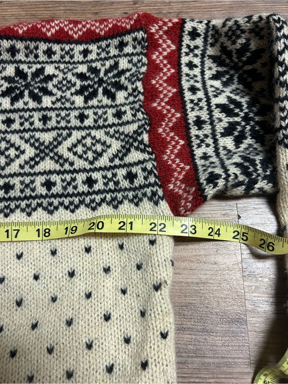 L.L. Bean Red Mock Collar Wool Blend Sweater Fair Isle Pattern Vintage - Picture 4 of 8